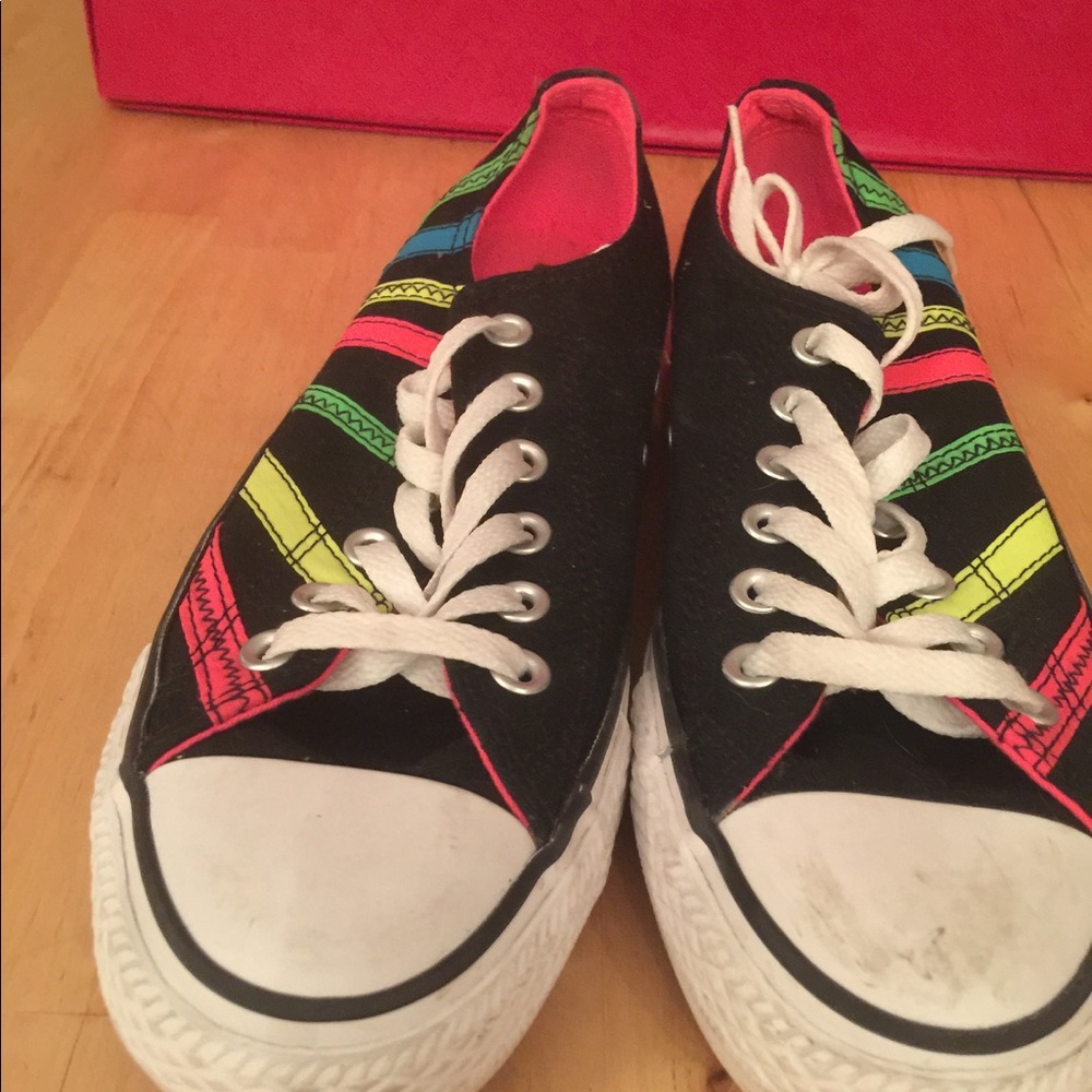 Converse Women's Shoes, size US 8